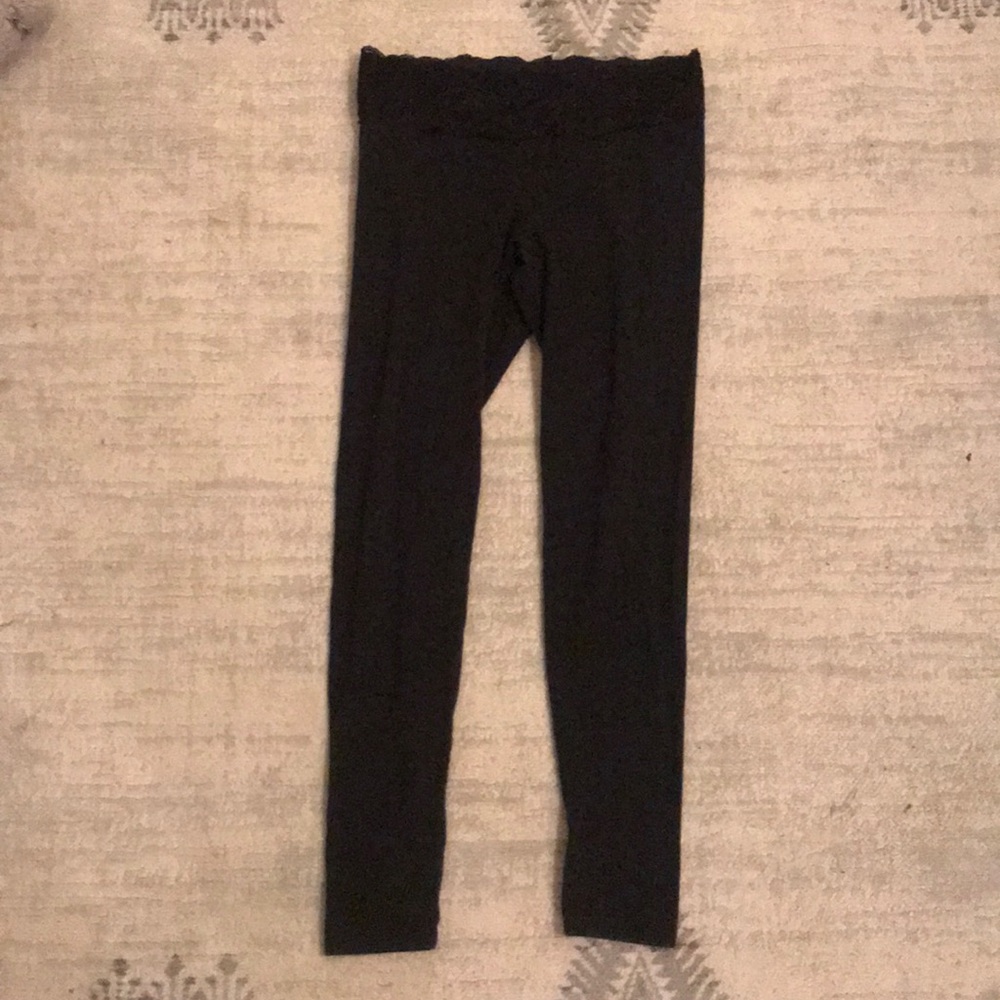 Size small cotton leggings Victoria’s Secret PINK